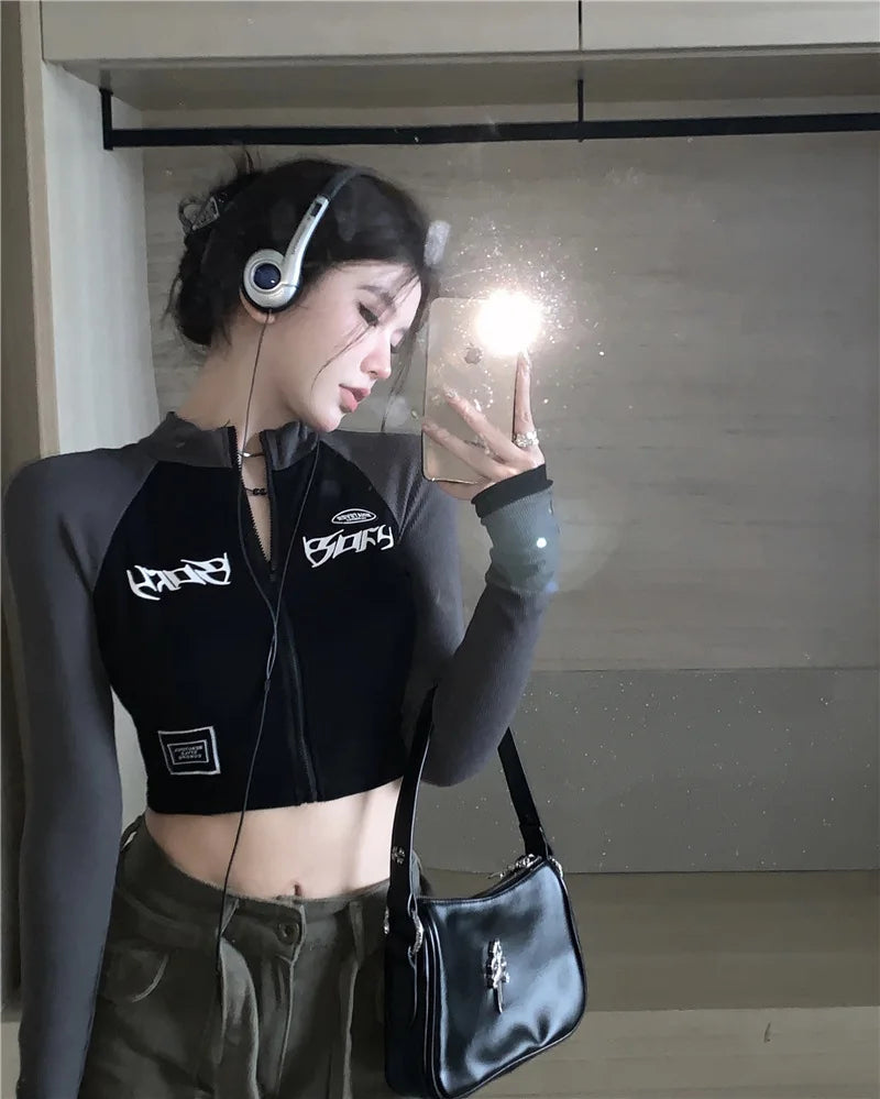 Lunivop Sexy Spice T-shirts For Women Instagram Fashion Autumn Short Splicing Color Contrast Zipper Temperament Skinny long Sleeve Base Striped Floral Plaid Lunivop Sexy Spice T-shirts For Women Instagram Fashion Autumn Short Splicing Color Contrast Zipper Temperament Skinny long Sleeve Base Striped Floral Plaid